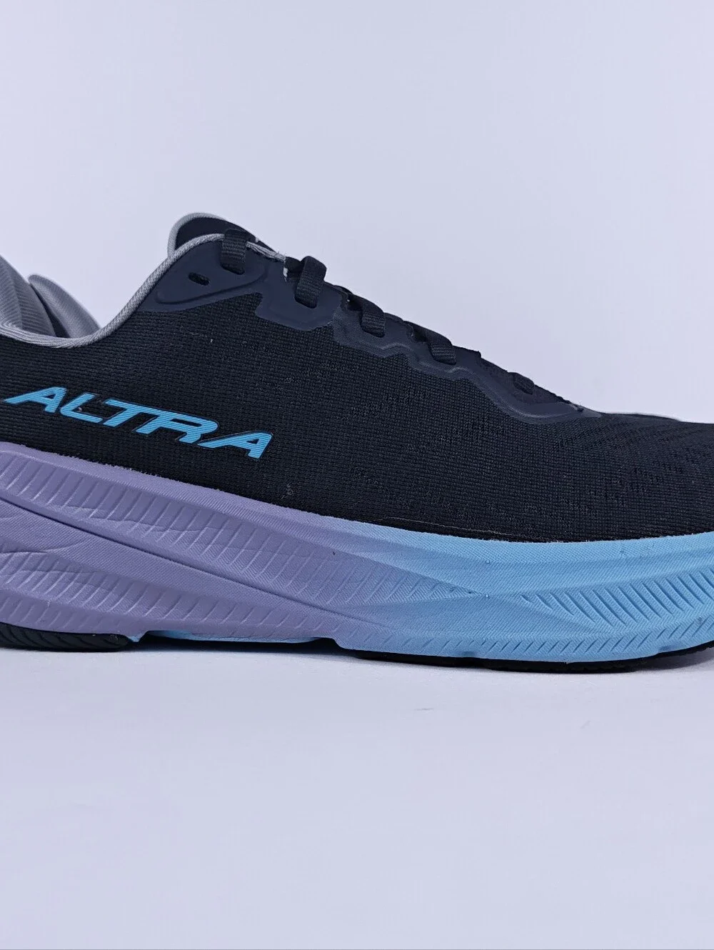 Altra Experience Flow 2 Womens 8 Low Drop Cushioned Road Running Shoes Black